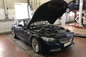 Замена клапанной крышки BMW - изображение 2