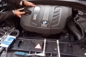 Замена приводного ремня BMW - изображение 0