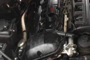 Замена прокладки клапанной крышки BMW - изображение 2